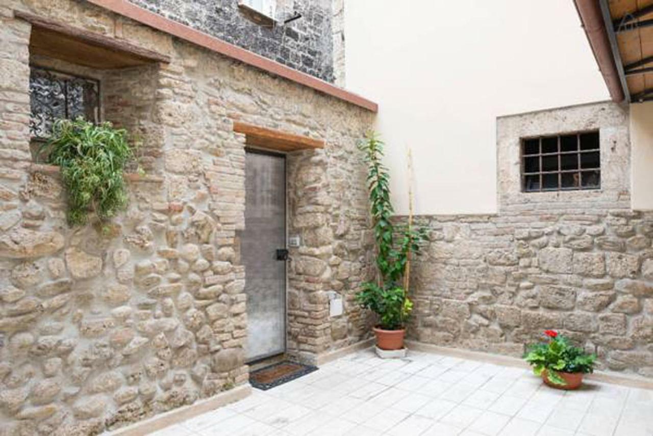 Maisonrua' Bed and Breakfast Ascoli Piceno Exteriör bild